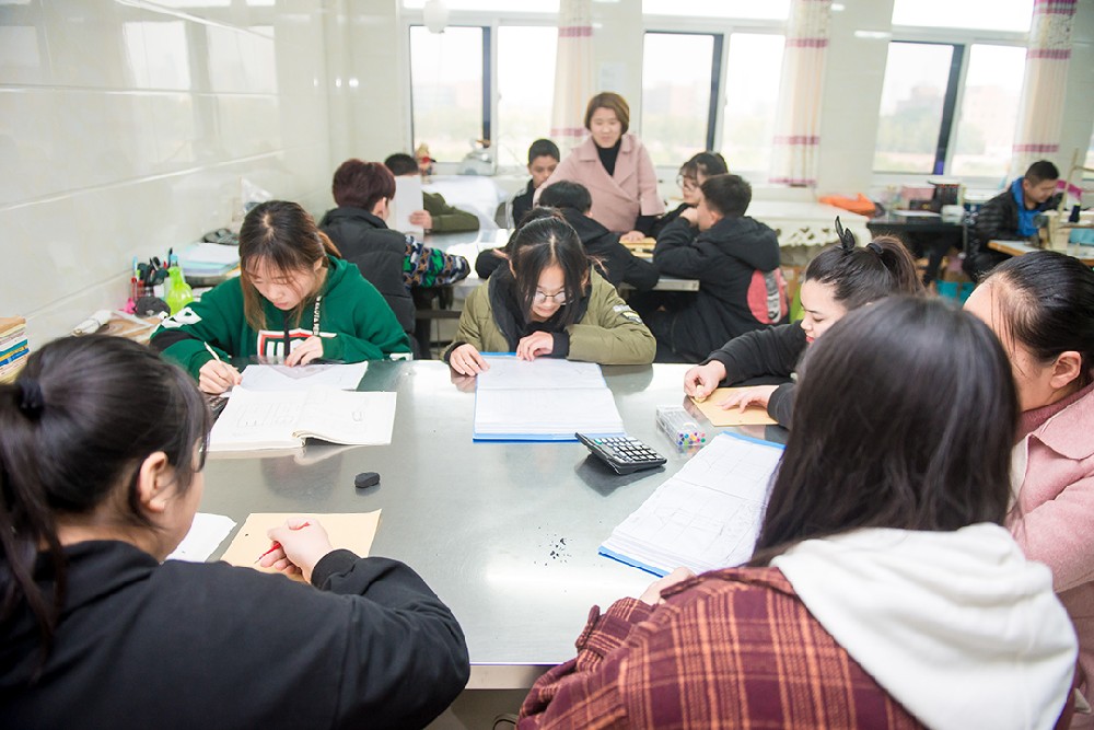 放弃普高不迷茫，技能立身赢未来！ 济宁美开乐：硬核技术才是新时代就业硬通货