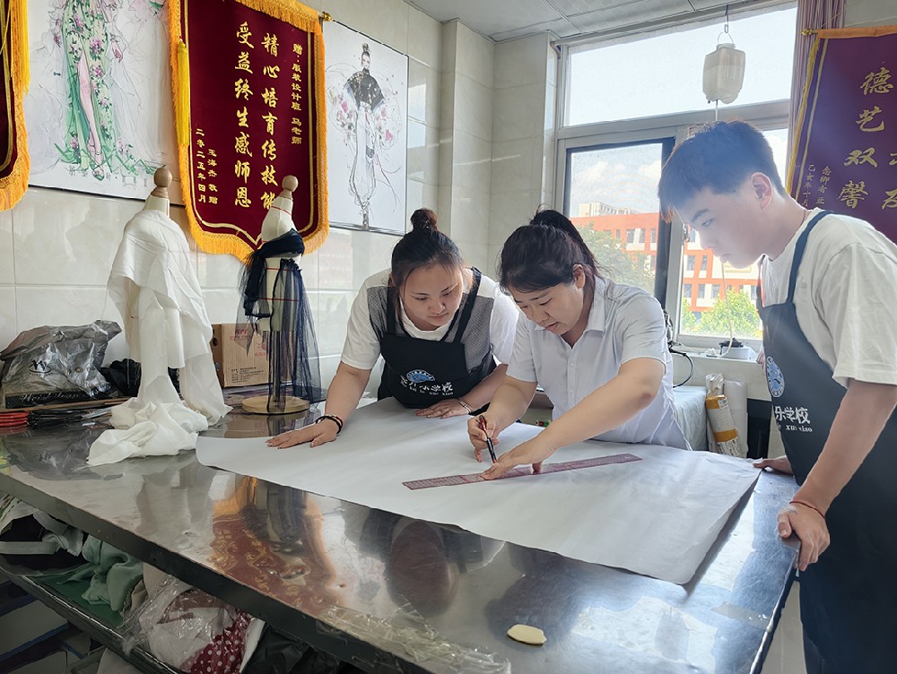 放下分数执念 接纳孩子天性 济宁美开乐呼吁广大家长:成长无统一模板,巧手匠心亦可安稳度日